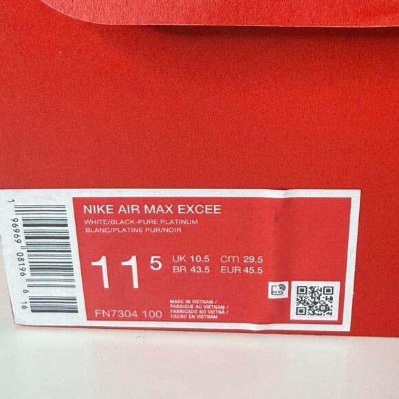 Nike Air Max Excee Men’s black trainers.‎ Size US 11.5